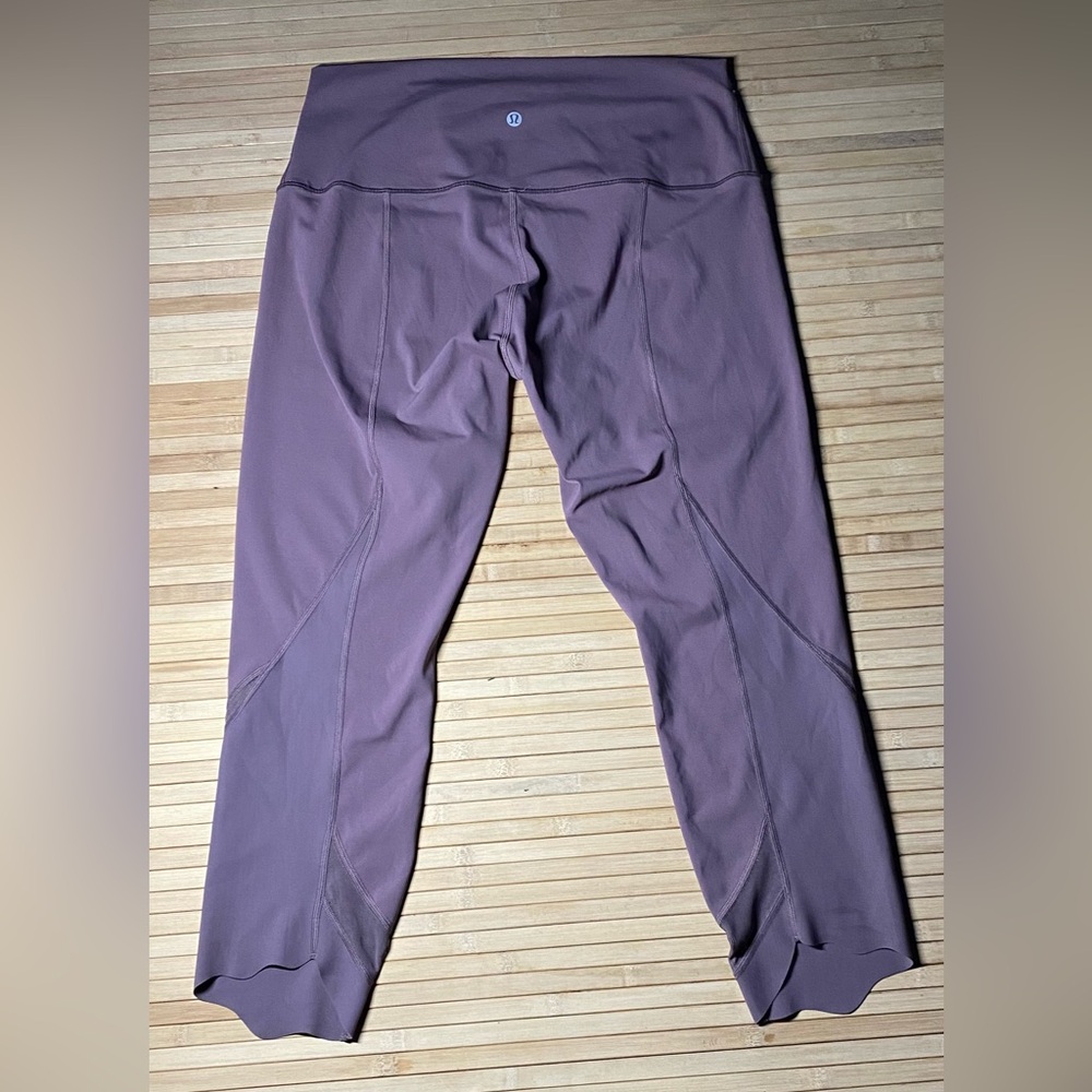 Lululemon leggings size 10